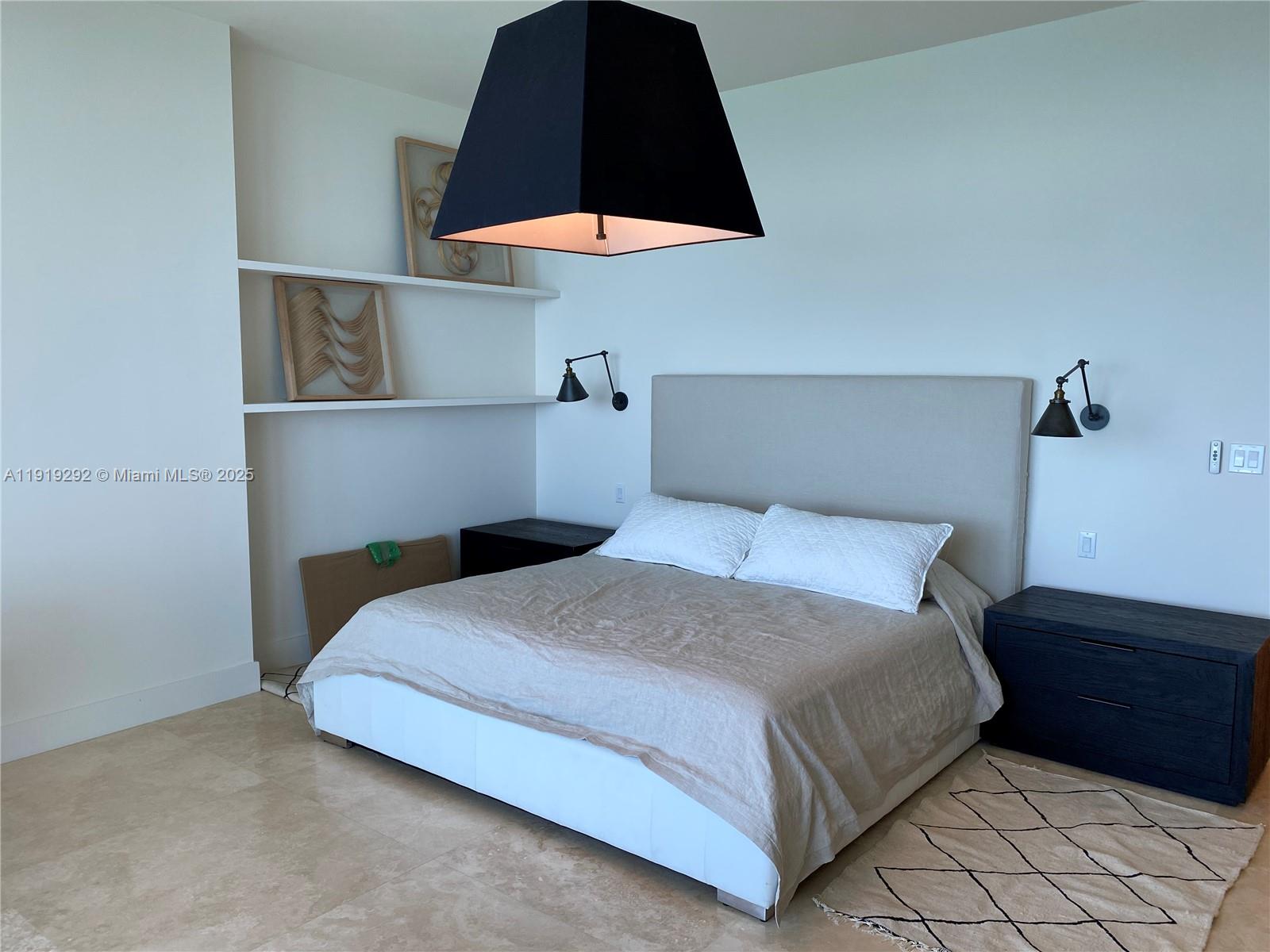 16901 Collins Ave # 2203