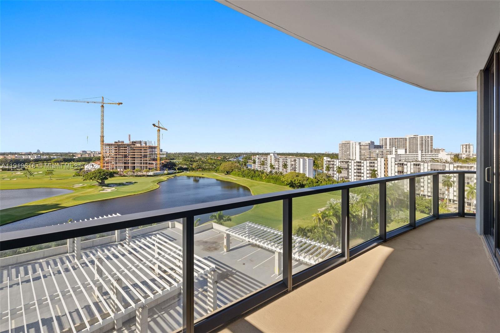 101 Diplomat Pkwy # 901