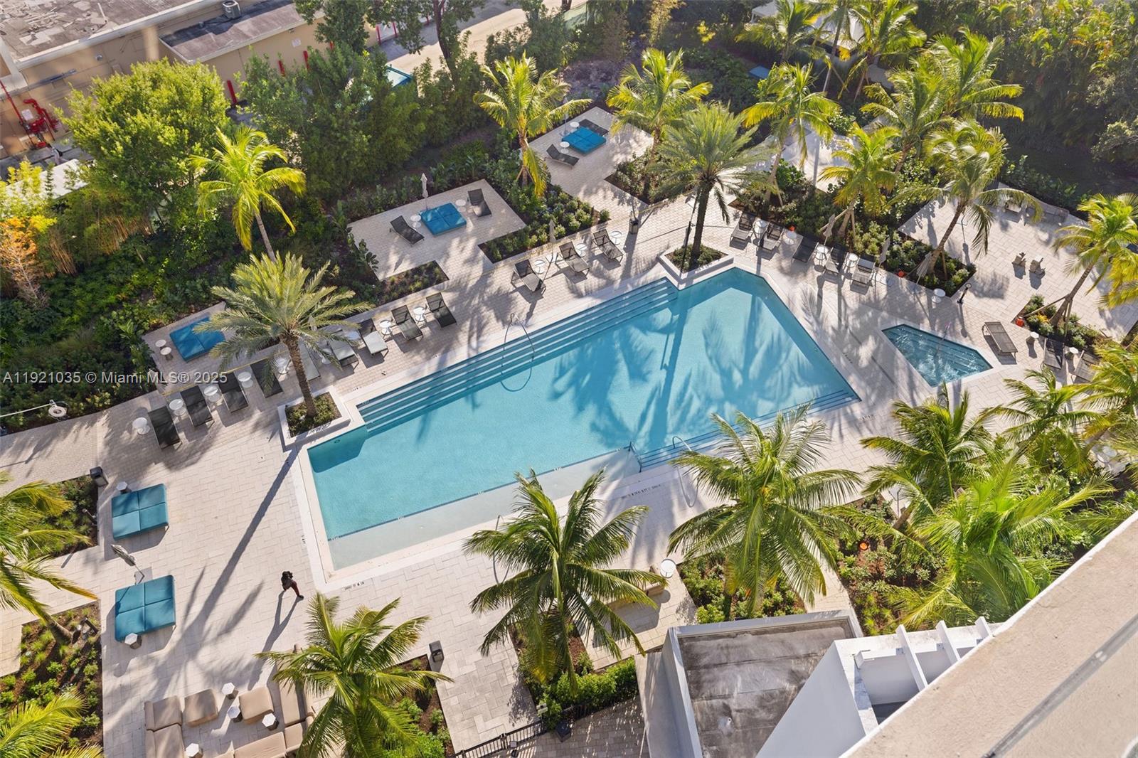 101 Diplomat Pkwy # 911