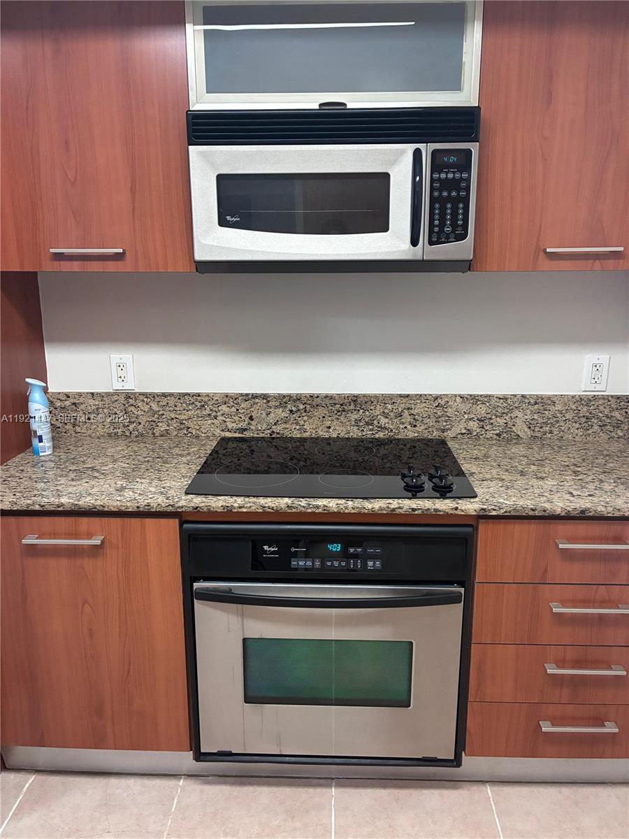 9066 SW 73rd Ct # 1409