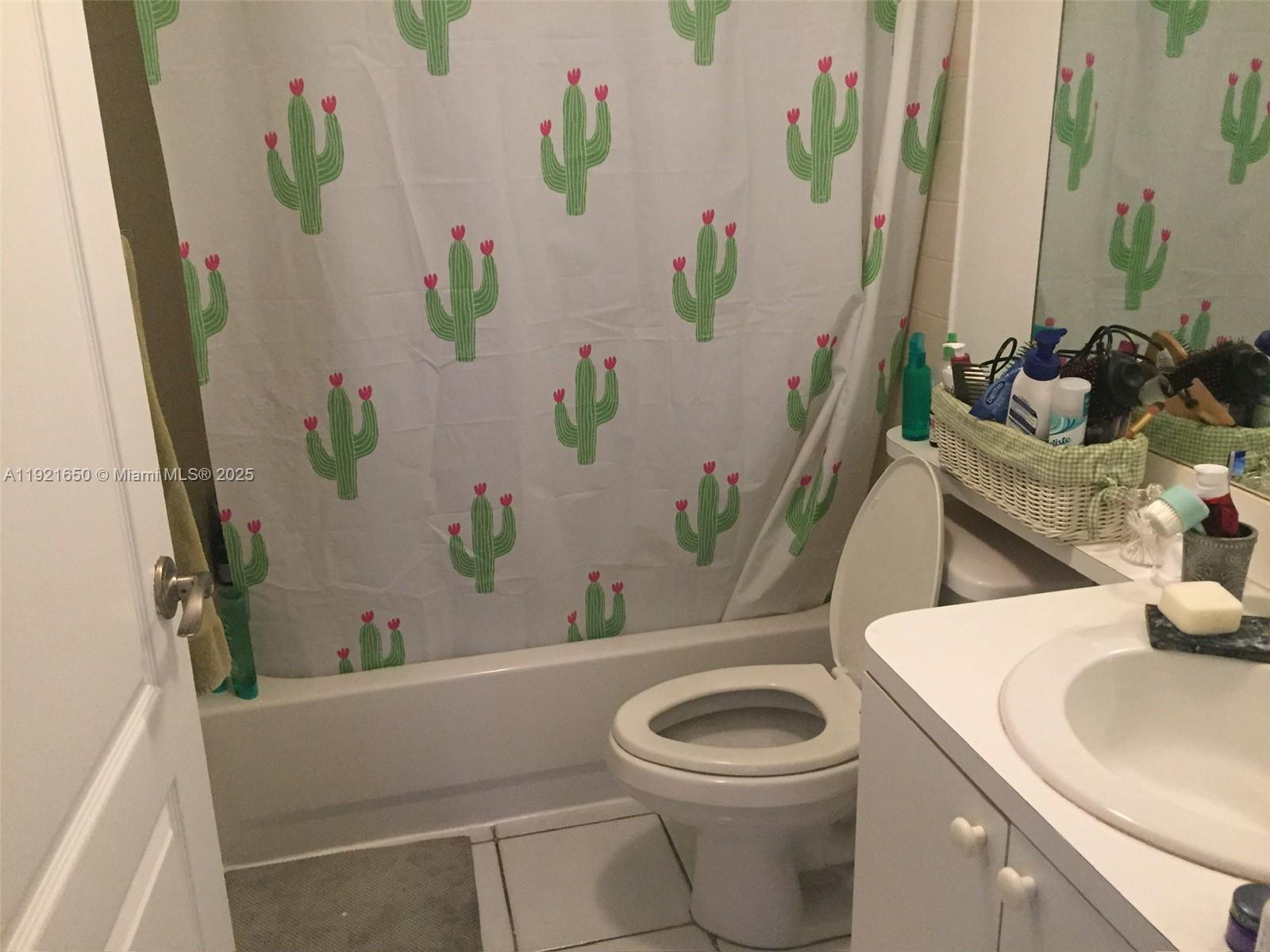 3052 SW 27th Ave # 301