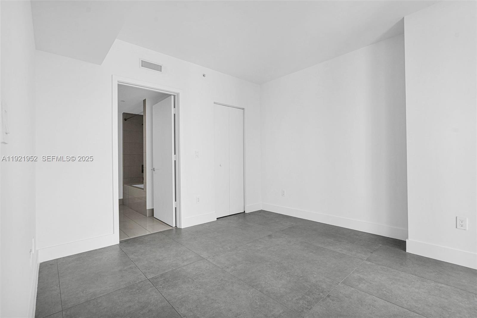 1300 S Miami Ave Unit: 2811