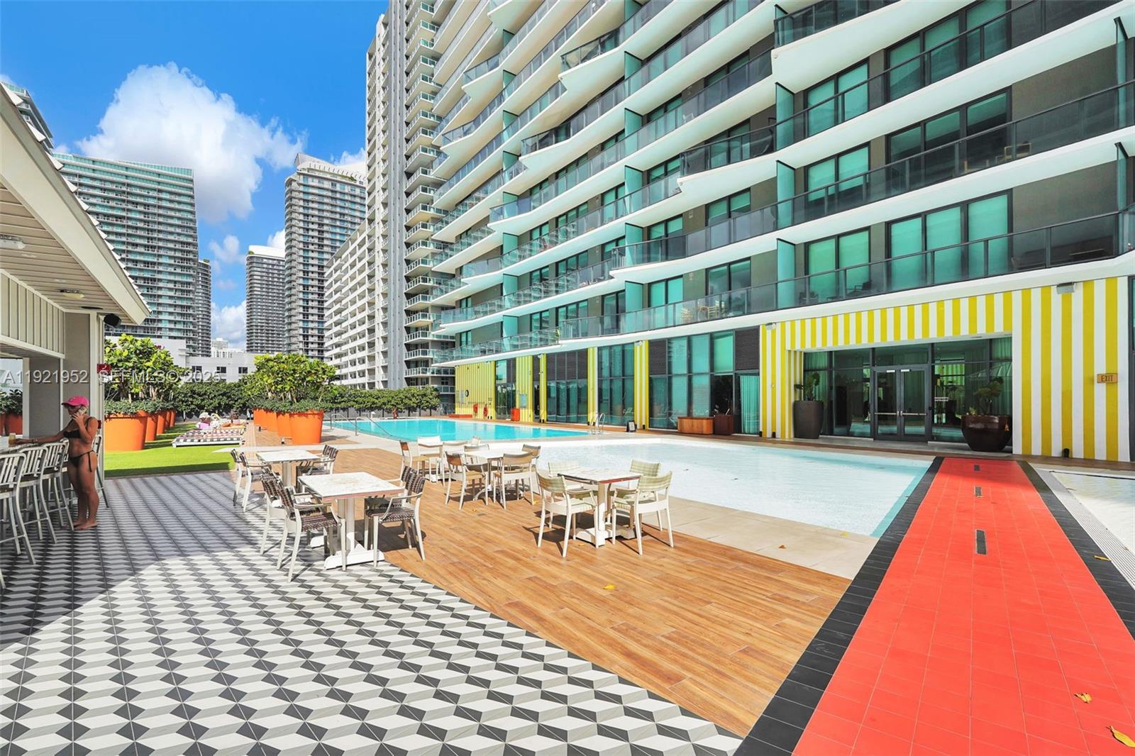 1300 S Miami Ave Unit: 2811