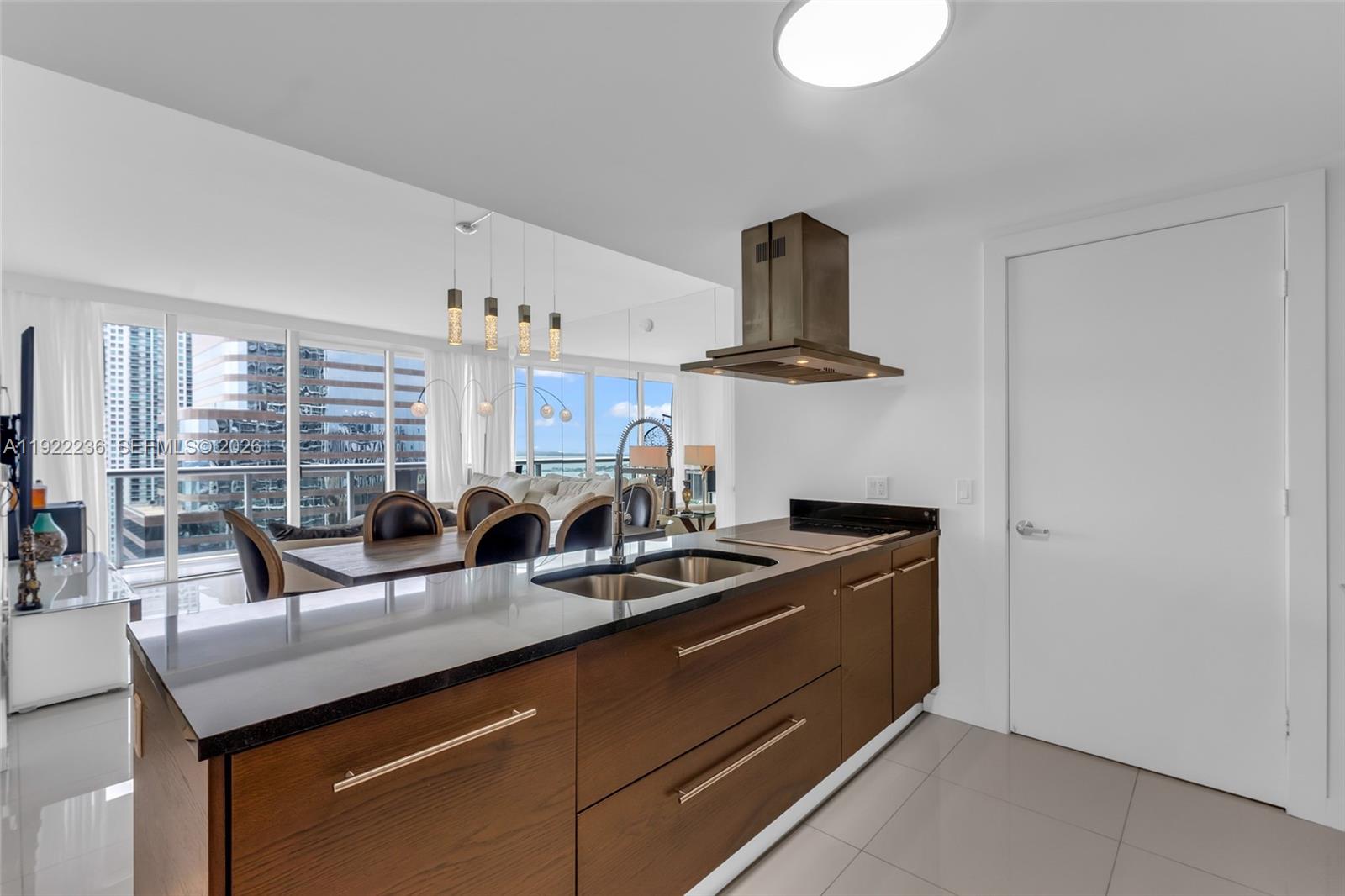 495 Brickell Ave # 3511