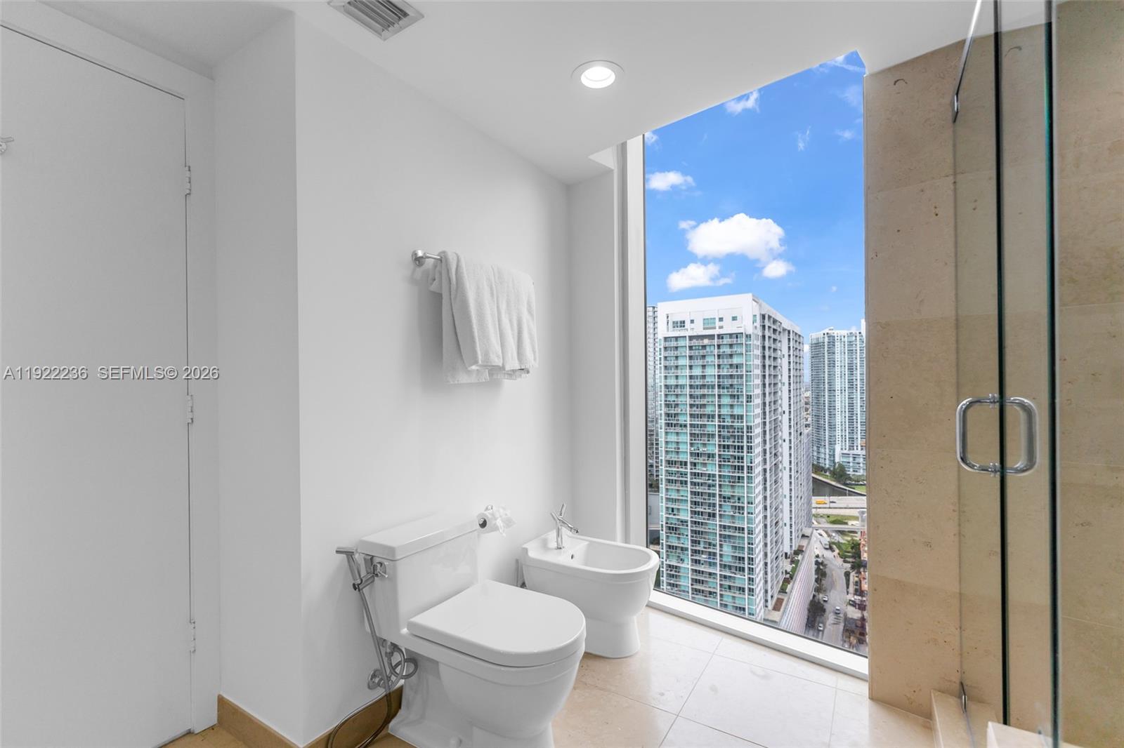 495 Brickell Ave # 3511