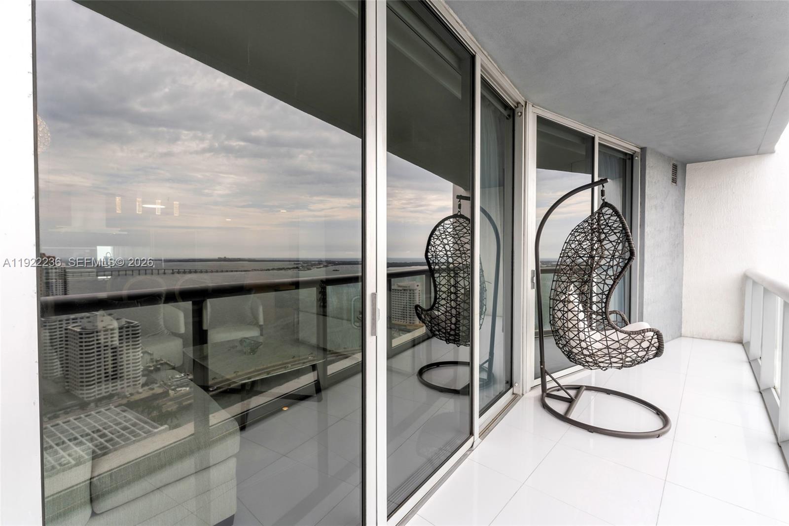 495 Brickell Ave # 3511