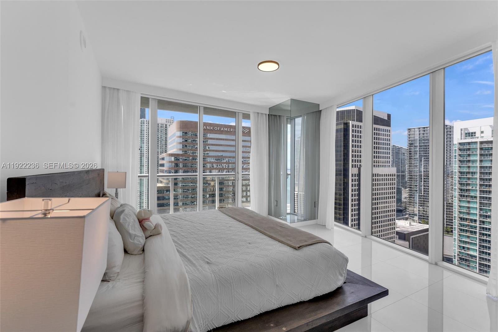 495 Brickell Ave # 3511