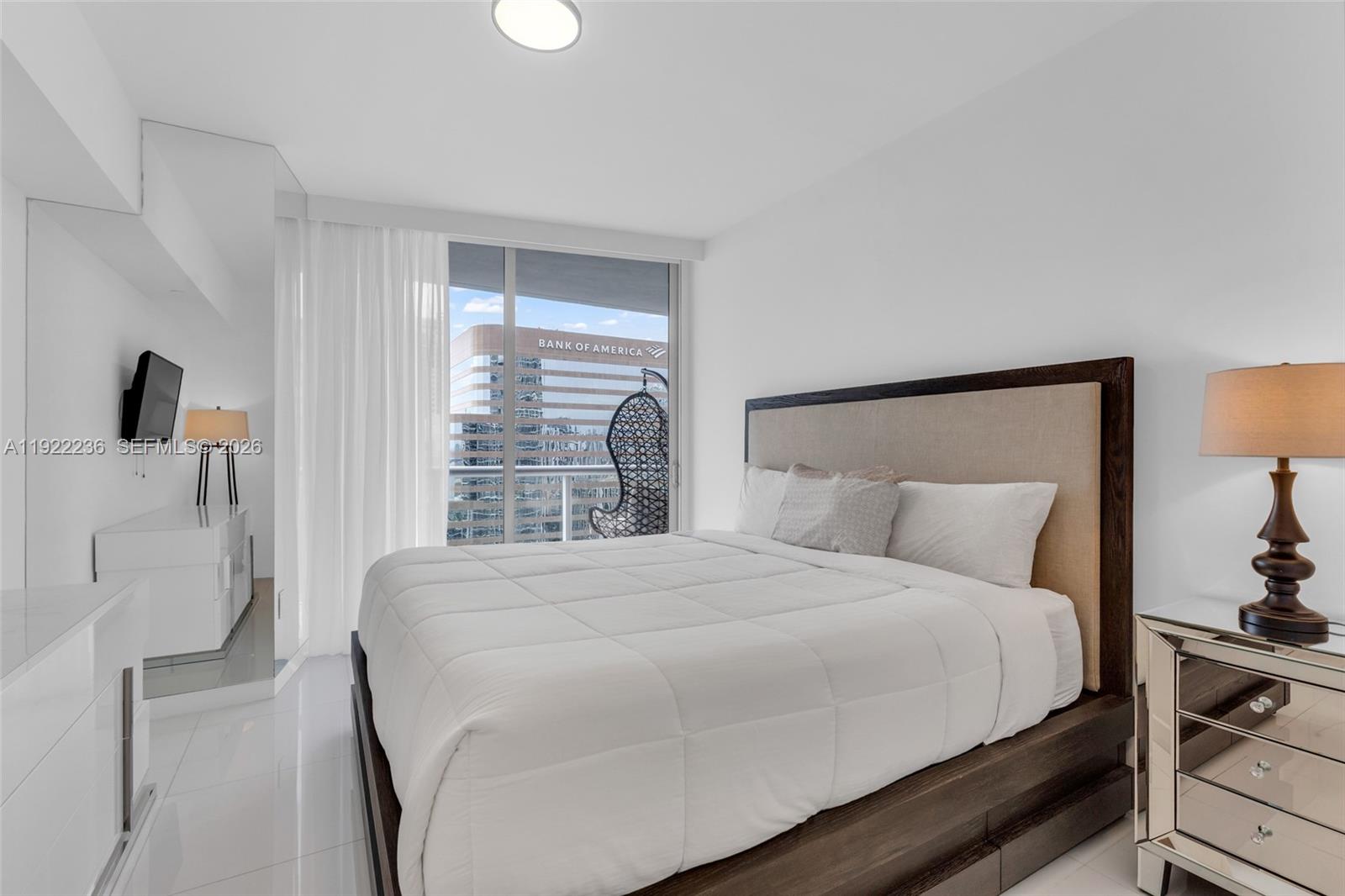 495 Brickell Ave # 3511