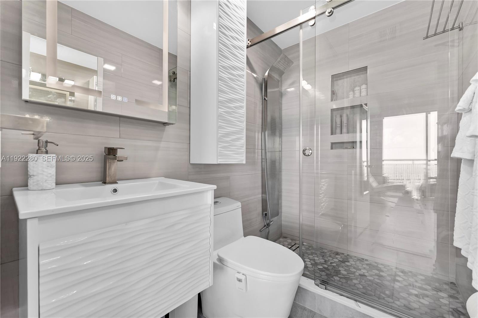 60 SW 13th St # 3604