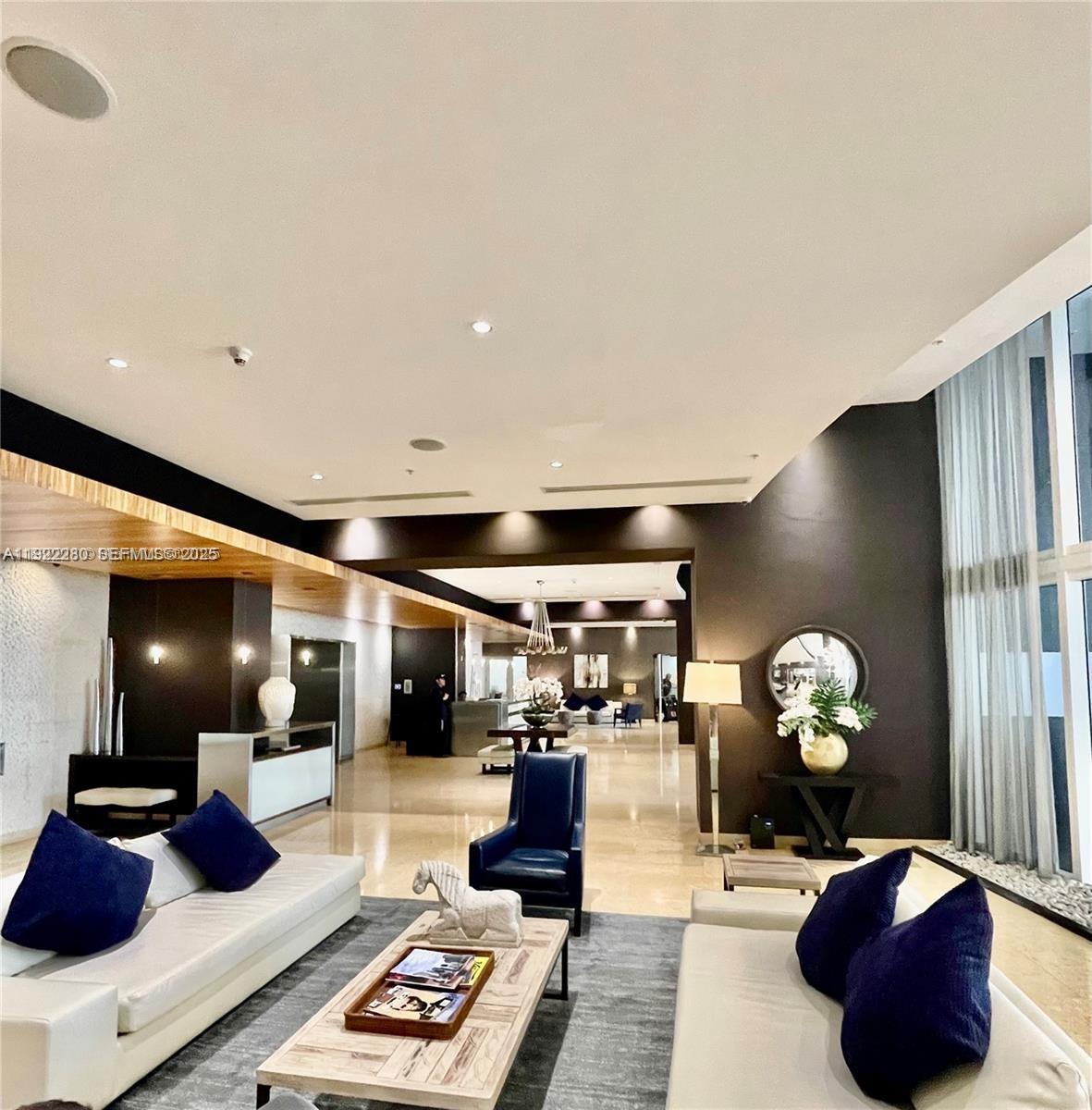 60 SW 13th St # 3604