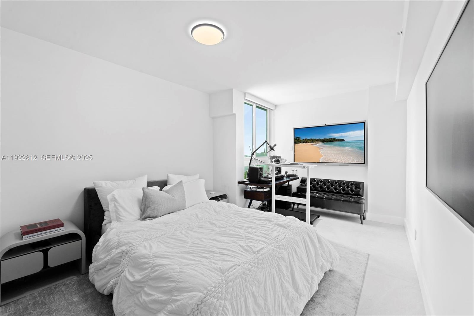 2127 Brickell Ave # 3005