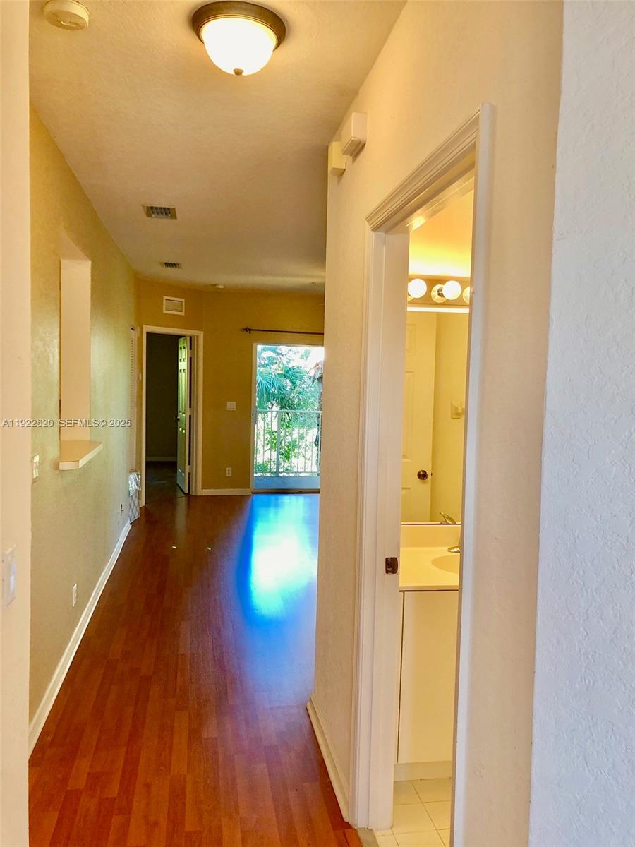 1165 Golden Lakes Blvd # 1226