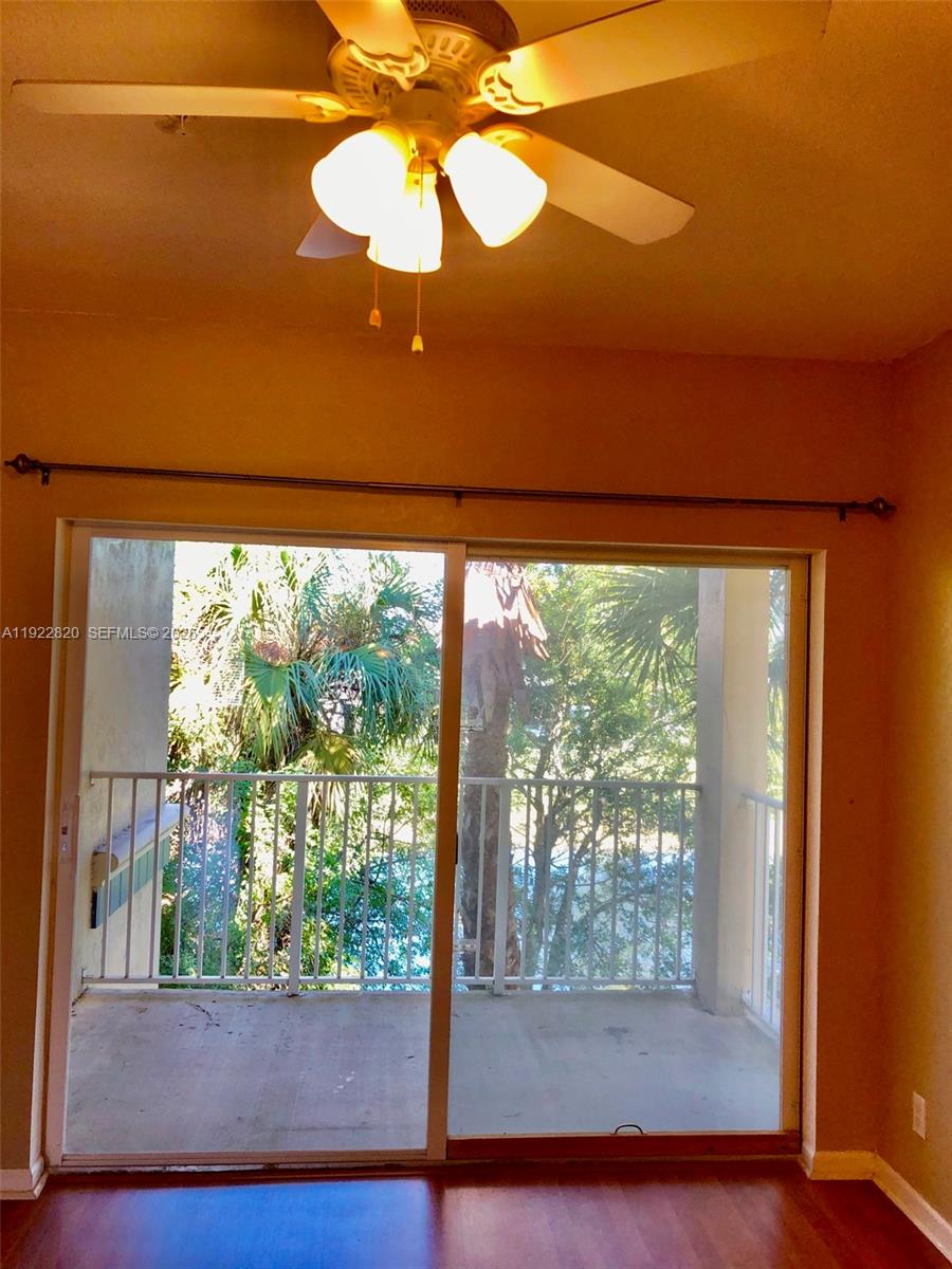 1165 Golden Lakes Blvd # 1226