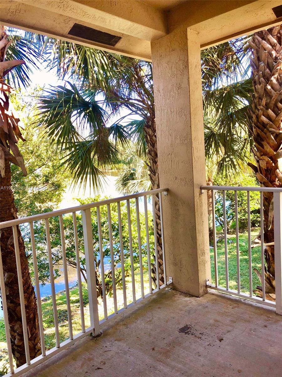 1165 Golden Lakes Blvd # 1226