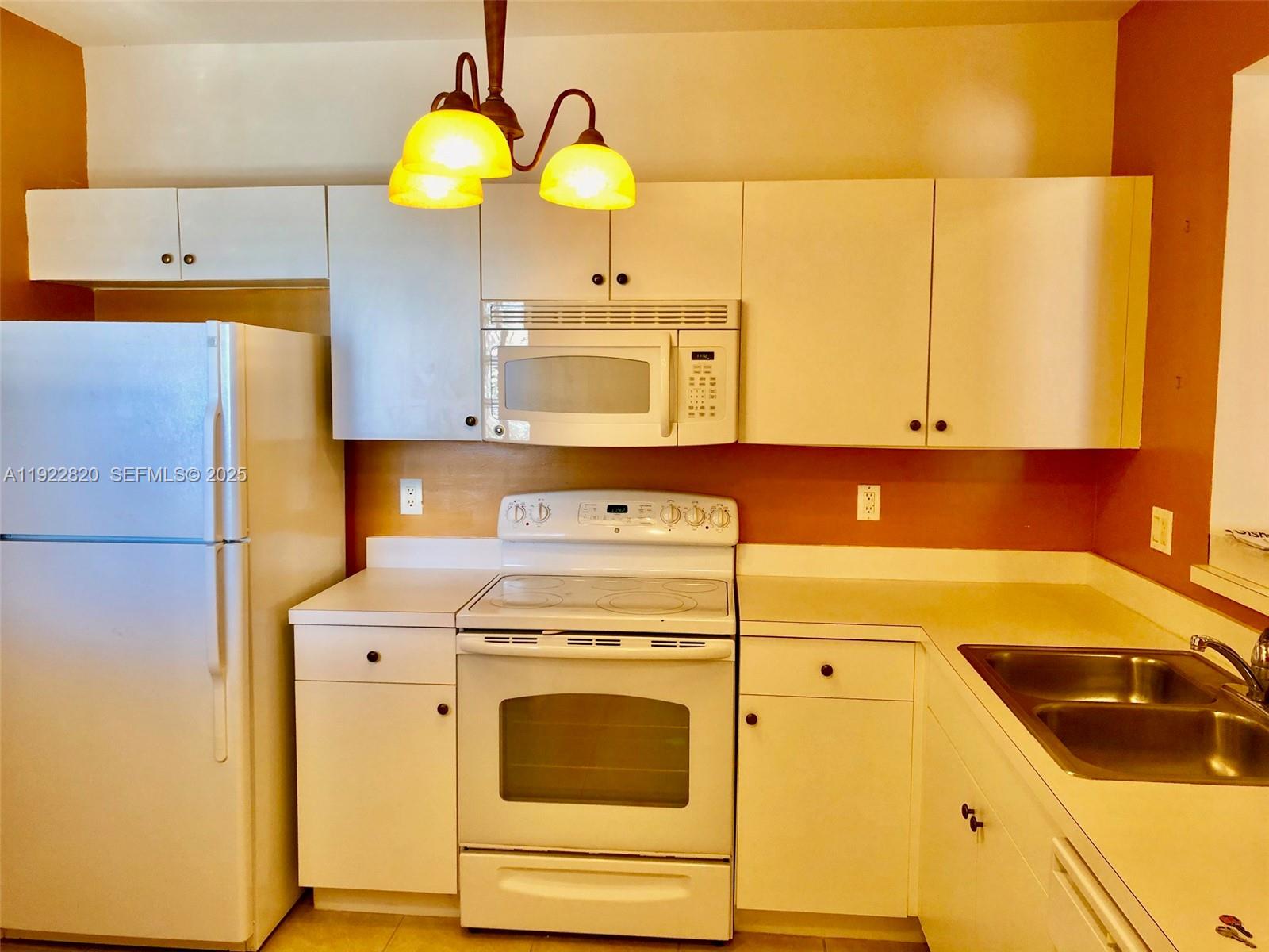 1165 Golden Lakes Blvd # 1226