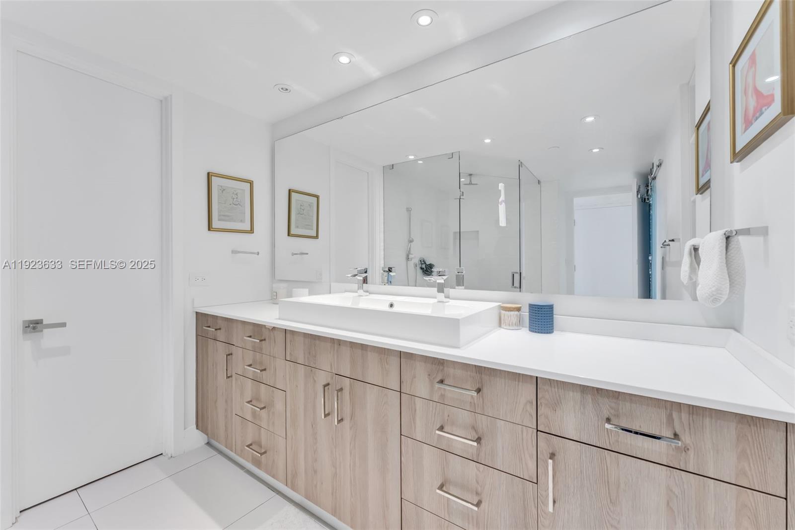 19500 Turnberry Way # 7D