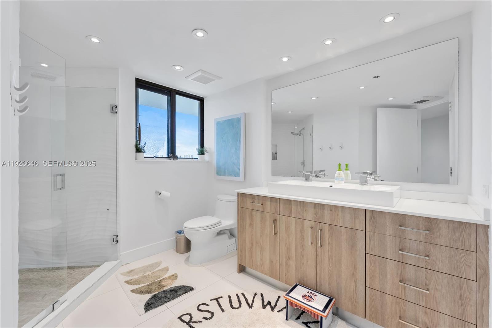 19500 Turnberry Way # 7D