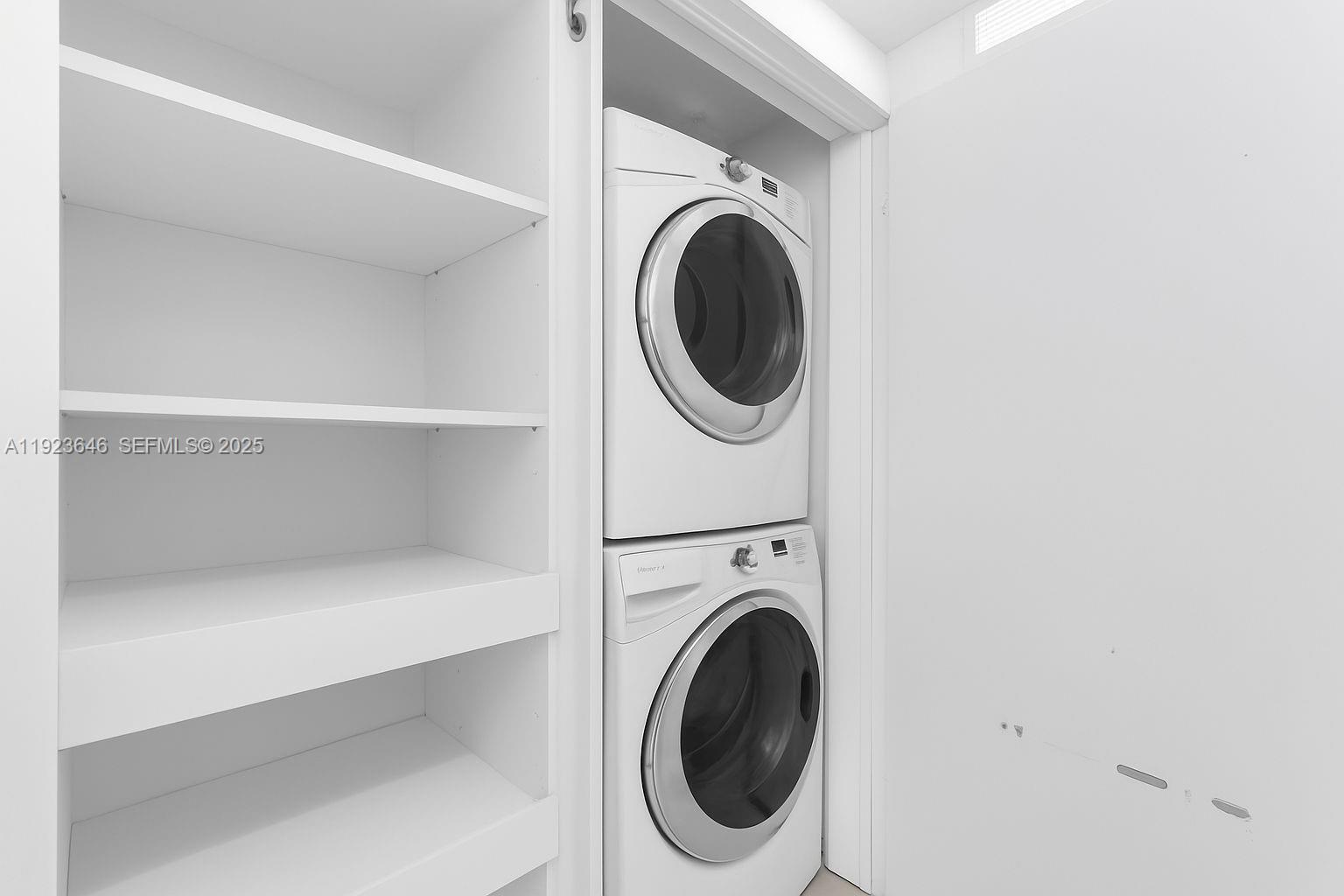 19500 Turnberry Way # 7D