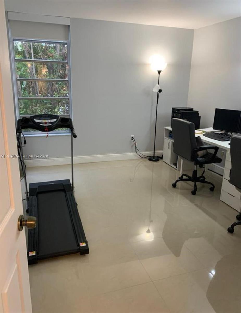 8810 Fontainebleau Blvd # 217