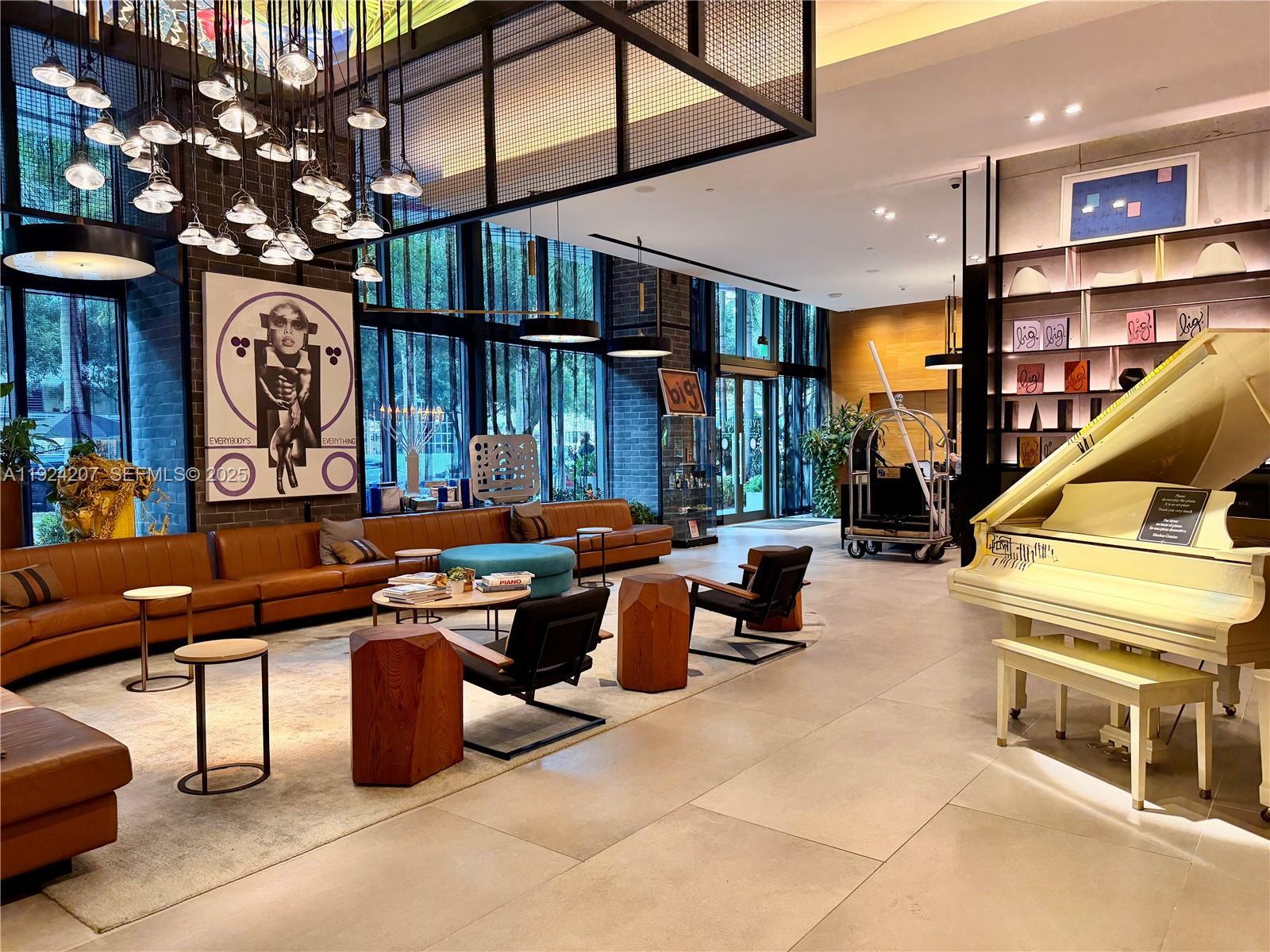 121 NE 34th St # 3014