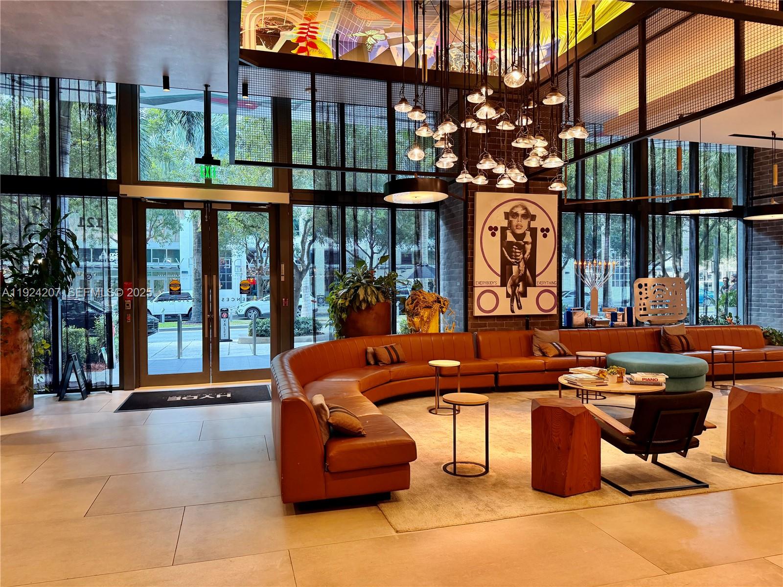 121 NE 34th St # 3014