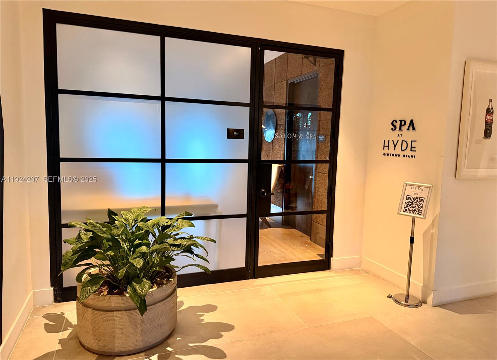 121 NE 34th St # 3014