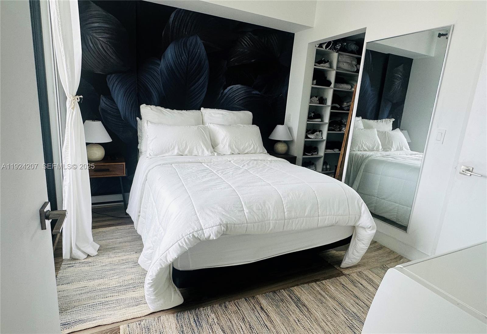 121 NE 34th St # 3014