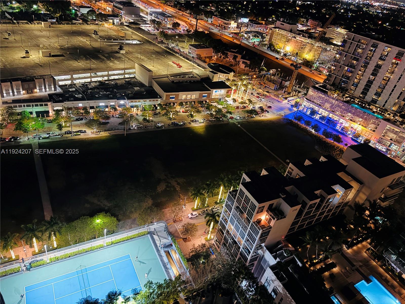 121 NE 34th St # 3014