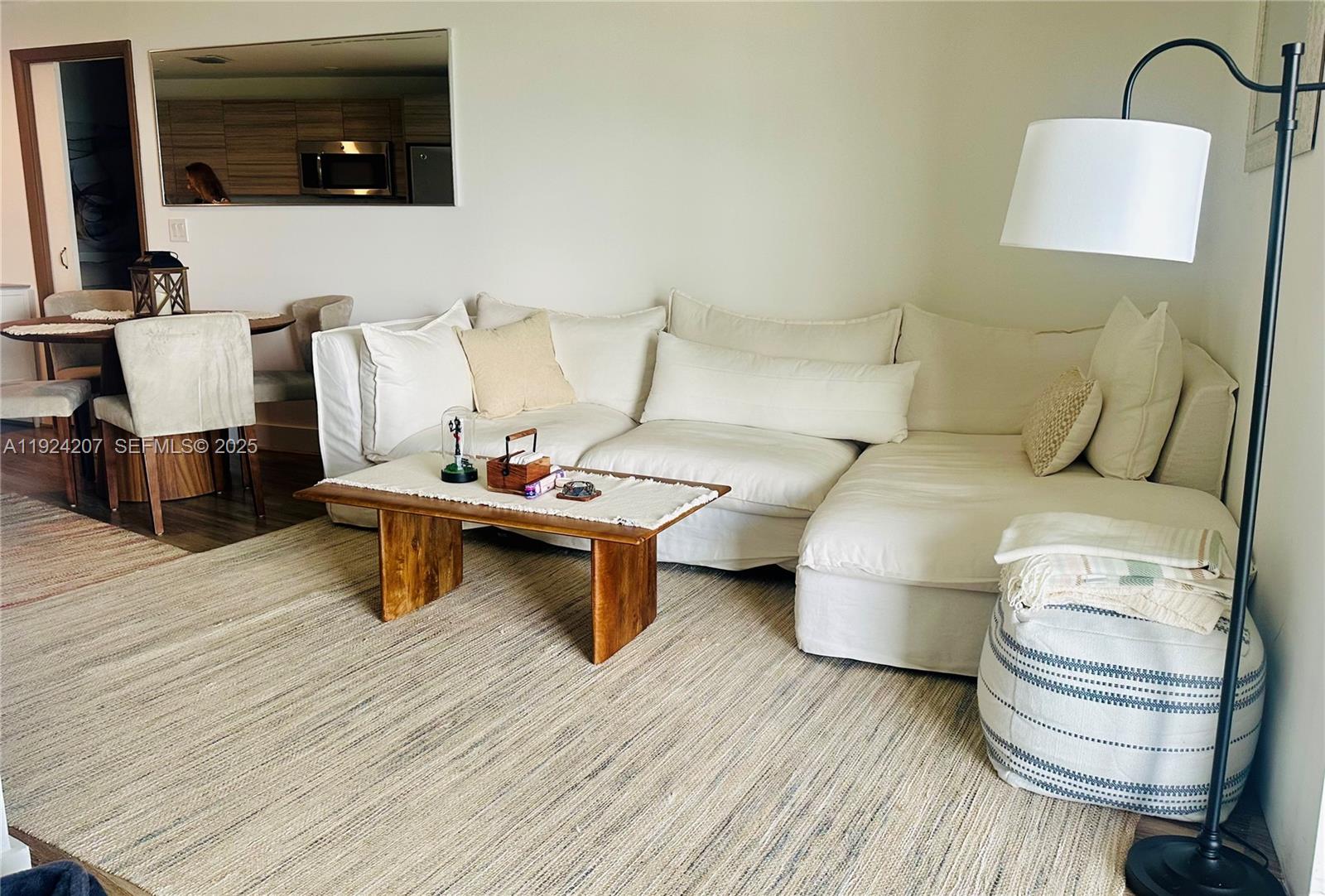 121 NE 34th St # 3014