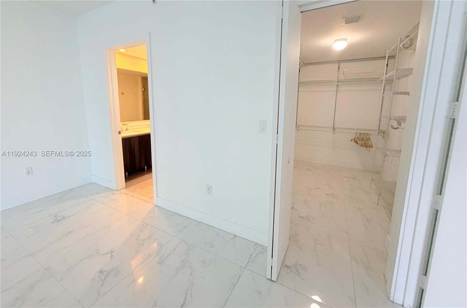 488 NE 18th St # 2310