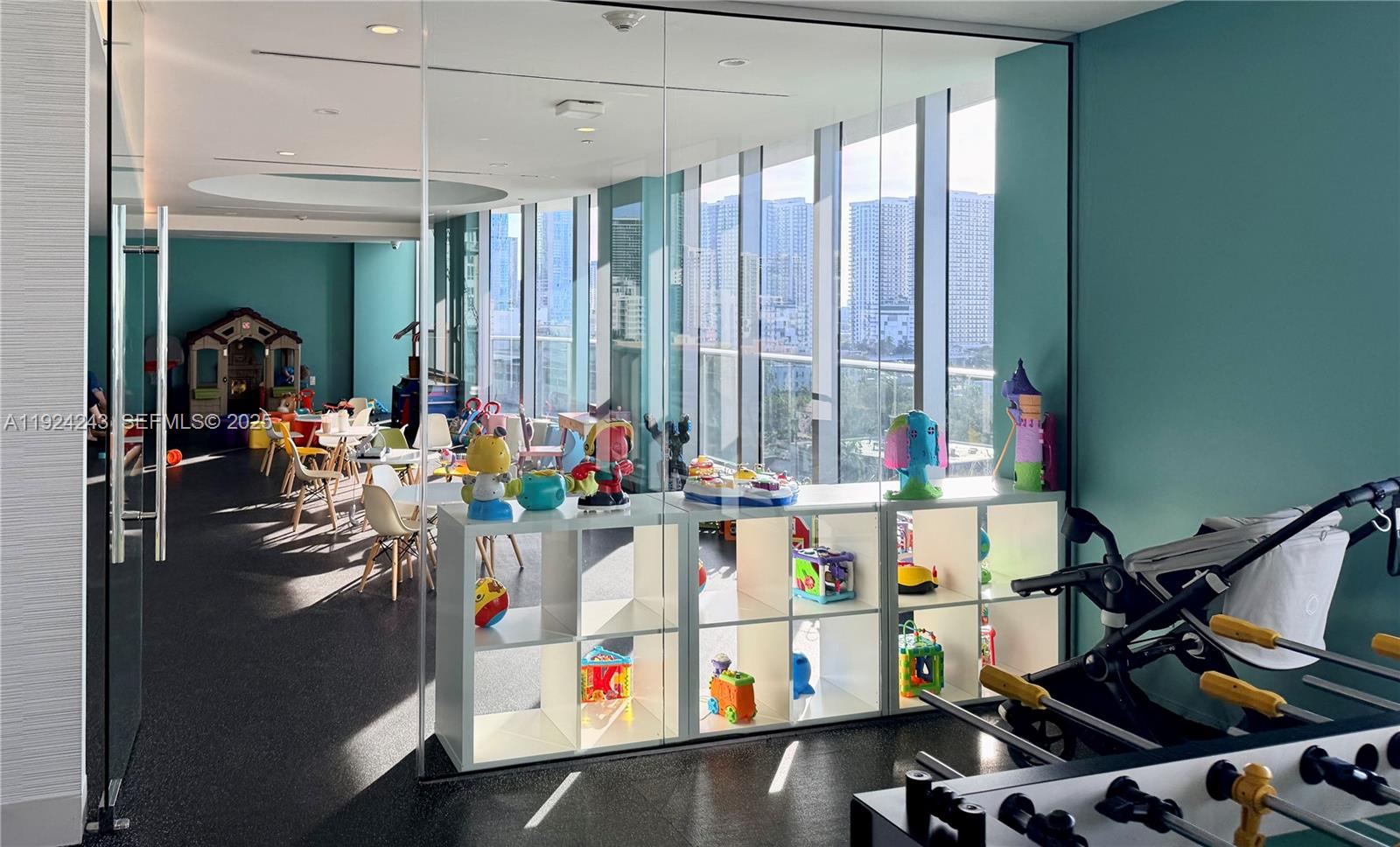 488 NE 18th St # 2310