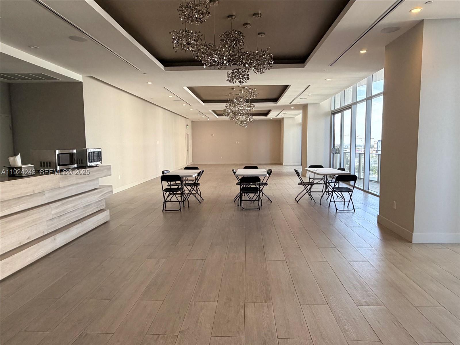 488 NE 18th St # 2310