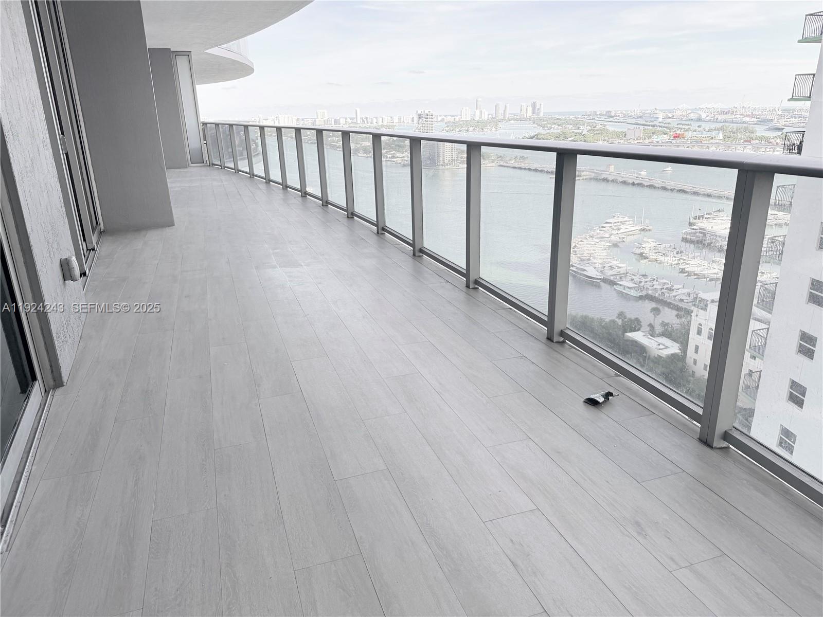 488 NE 18th St # 2310