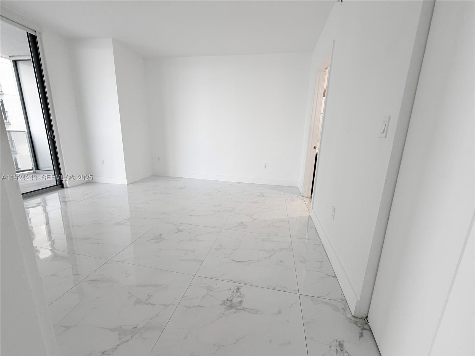 488 NE 18th St # 2310