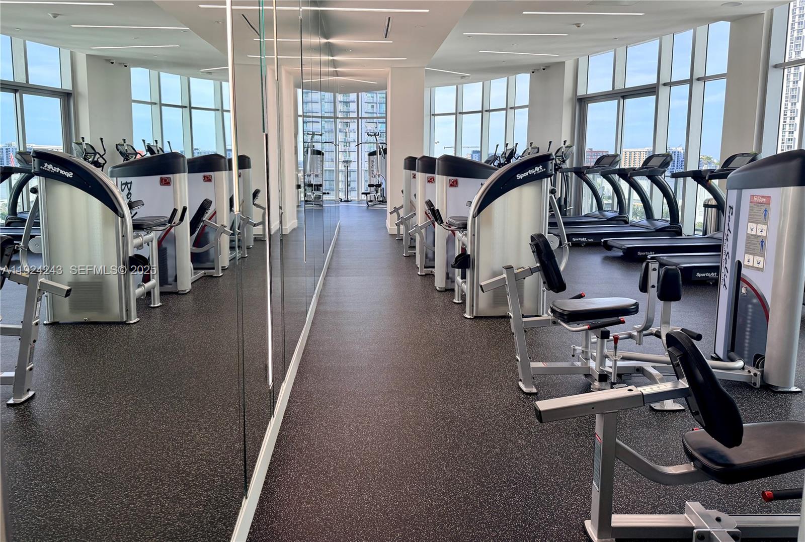 488 NE 18th St # 2310