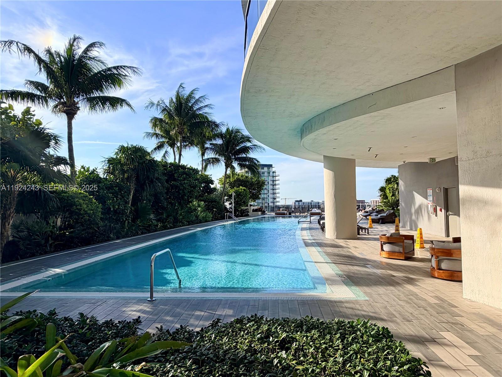 488 NE 18th St # 2310