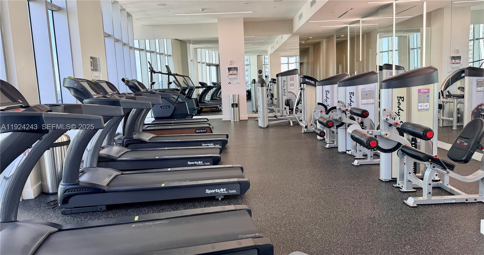 488 NE 18th St # 2310