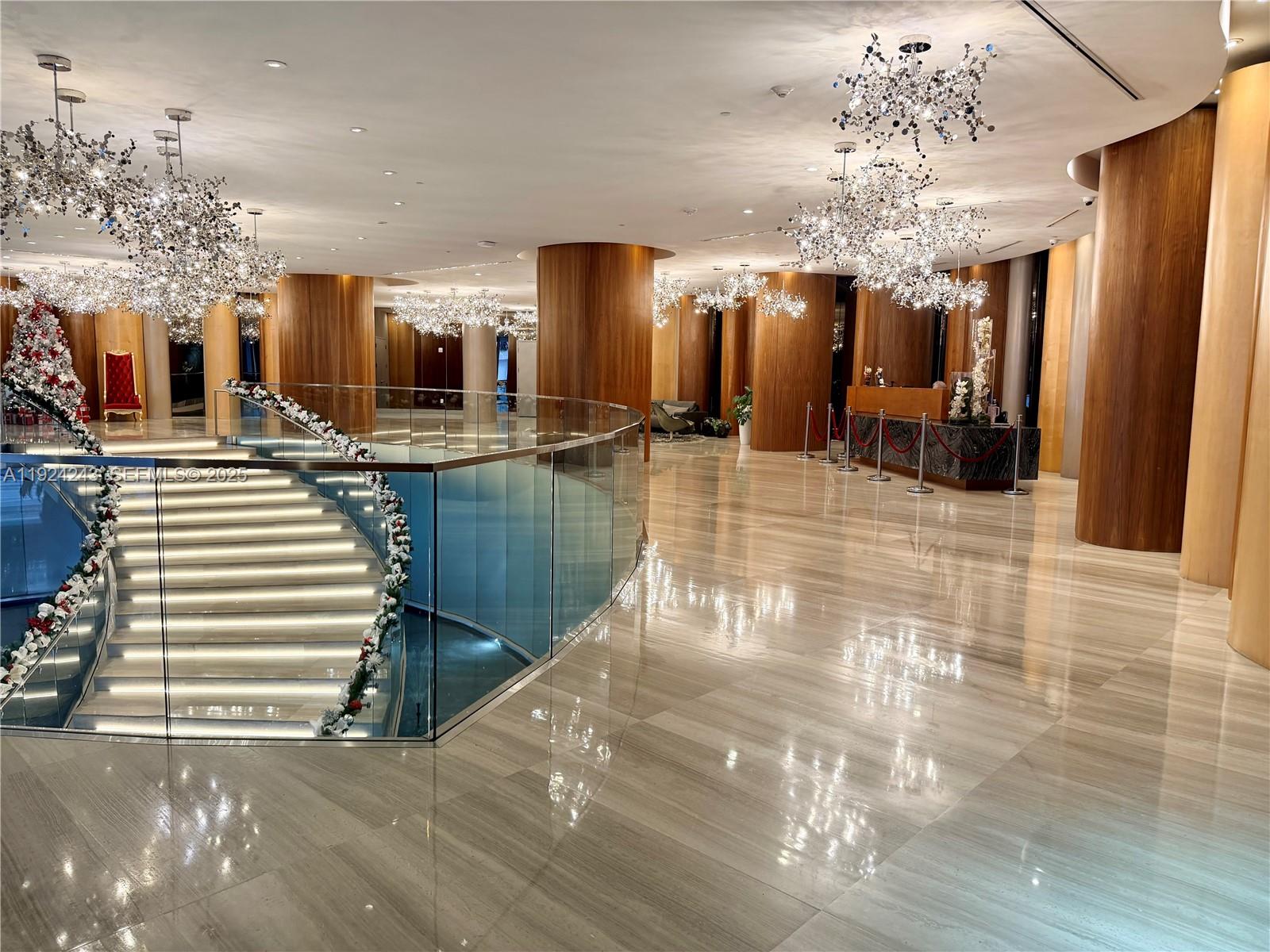 488 NE 18th St # 2310