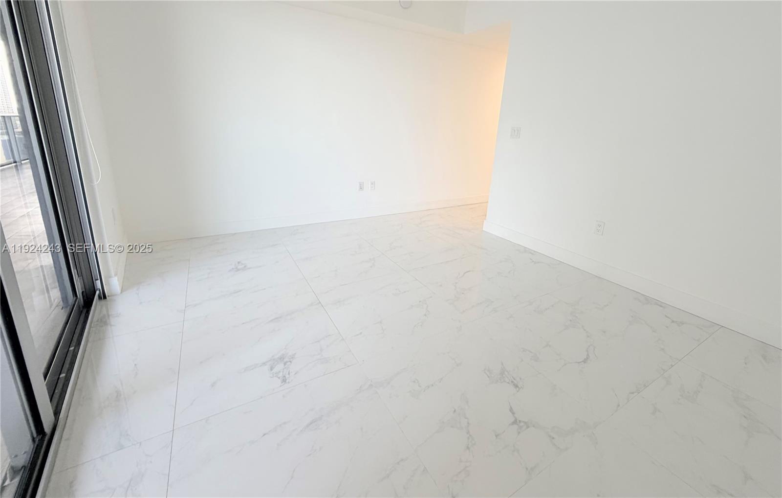 488 NE 18th St # 2310