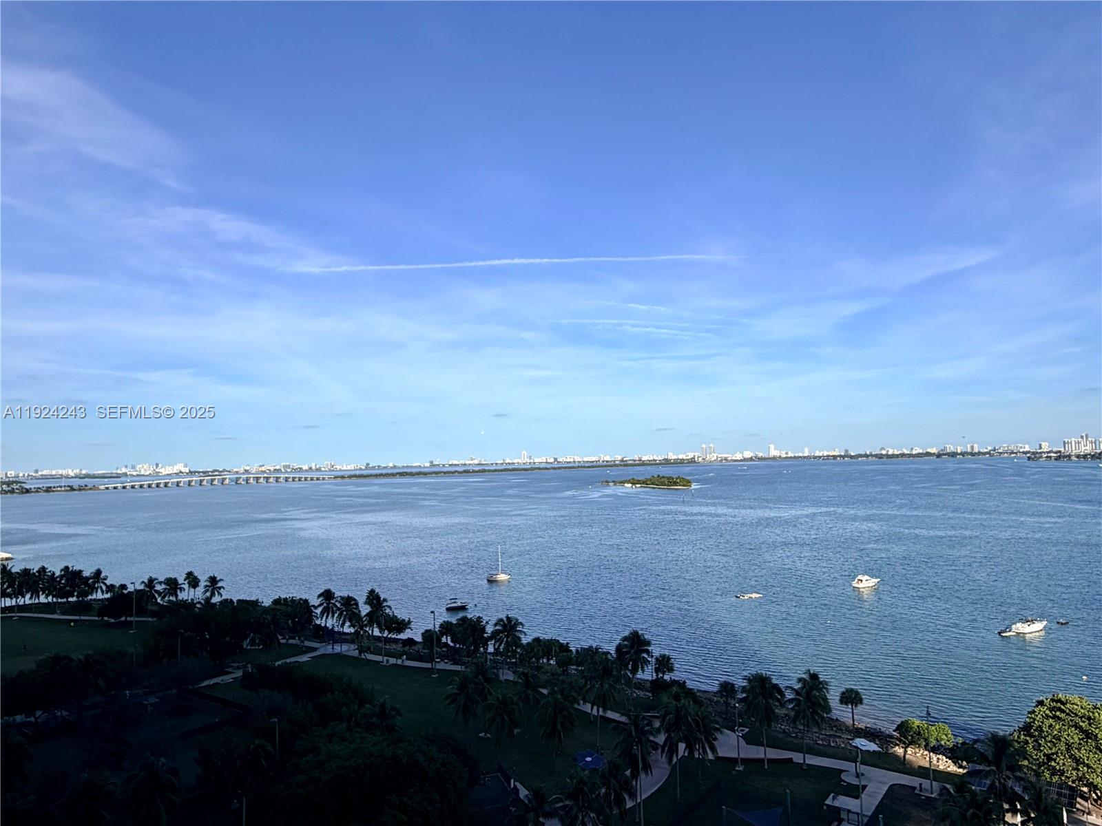 488 NE 18th St # 2310