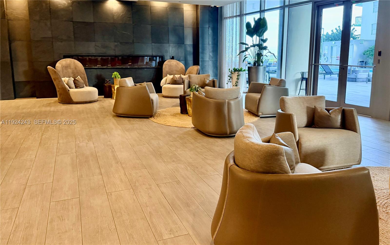 488 NE 18th St # 2310