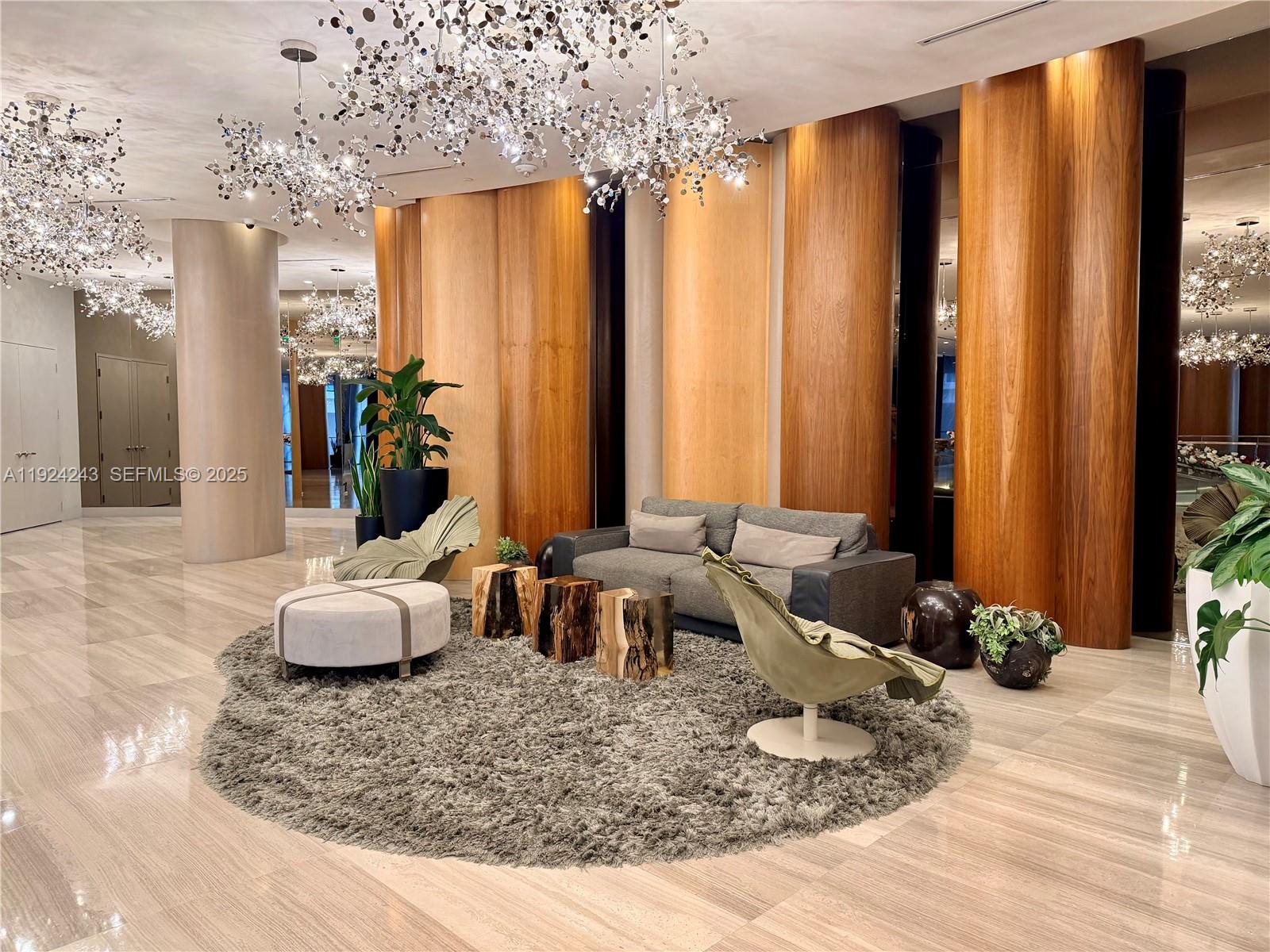 488 NE 18th St # 2310