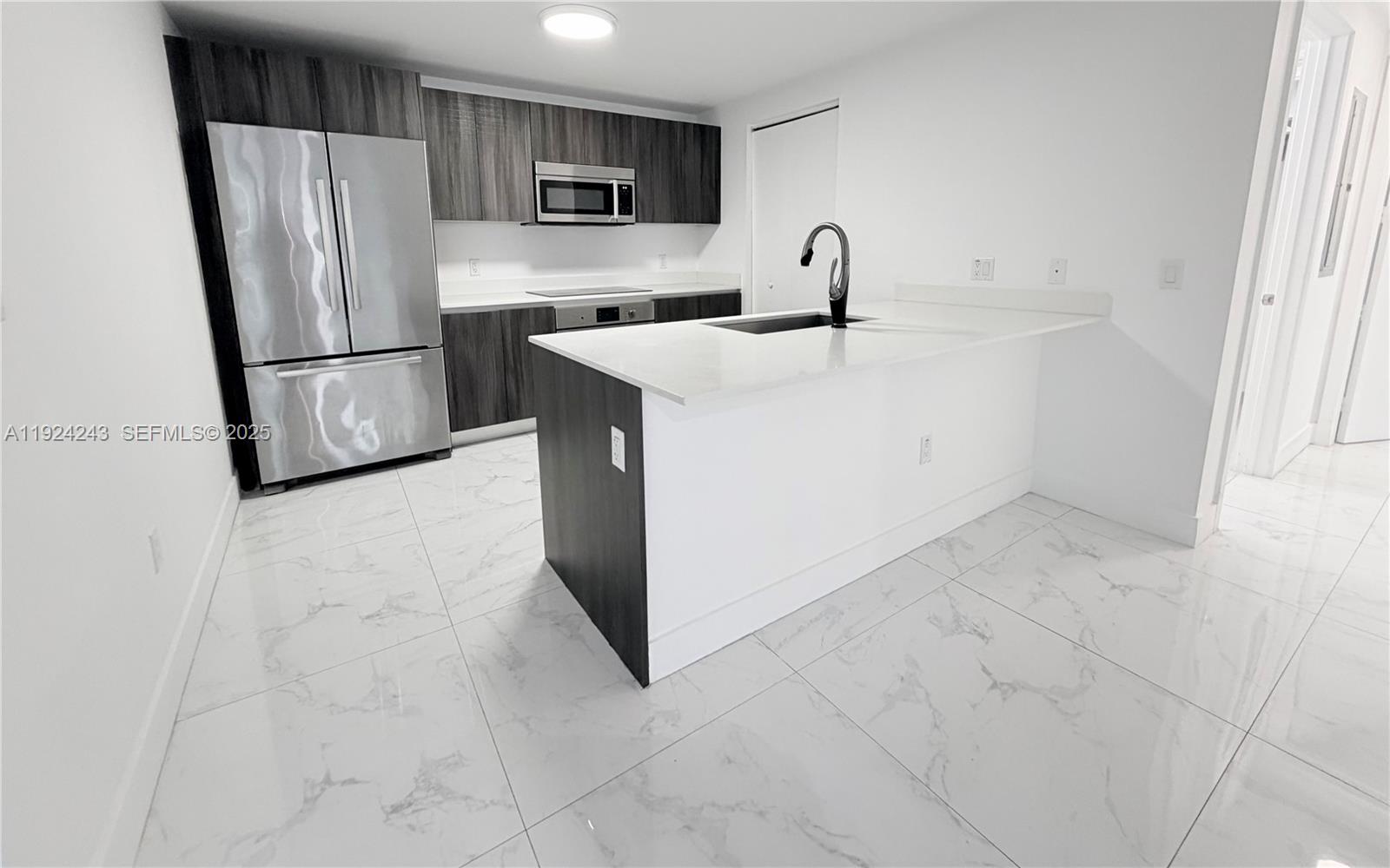 488 NE 18th St # 2310