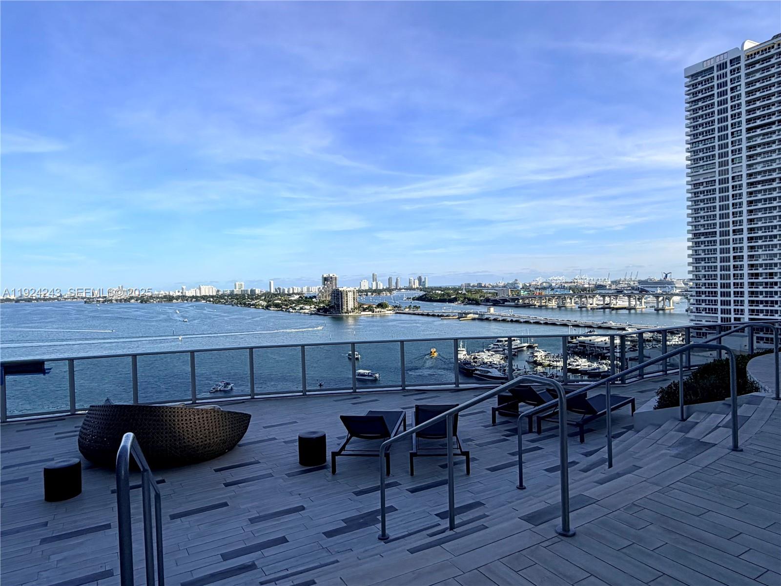 488 NE 18th St # 2310