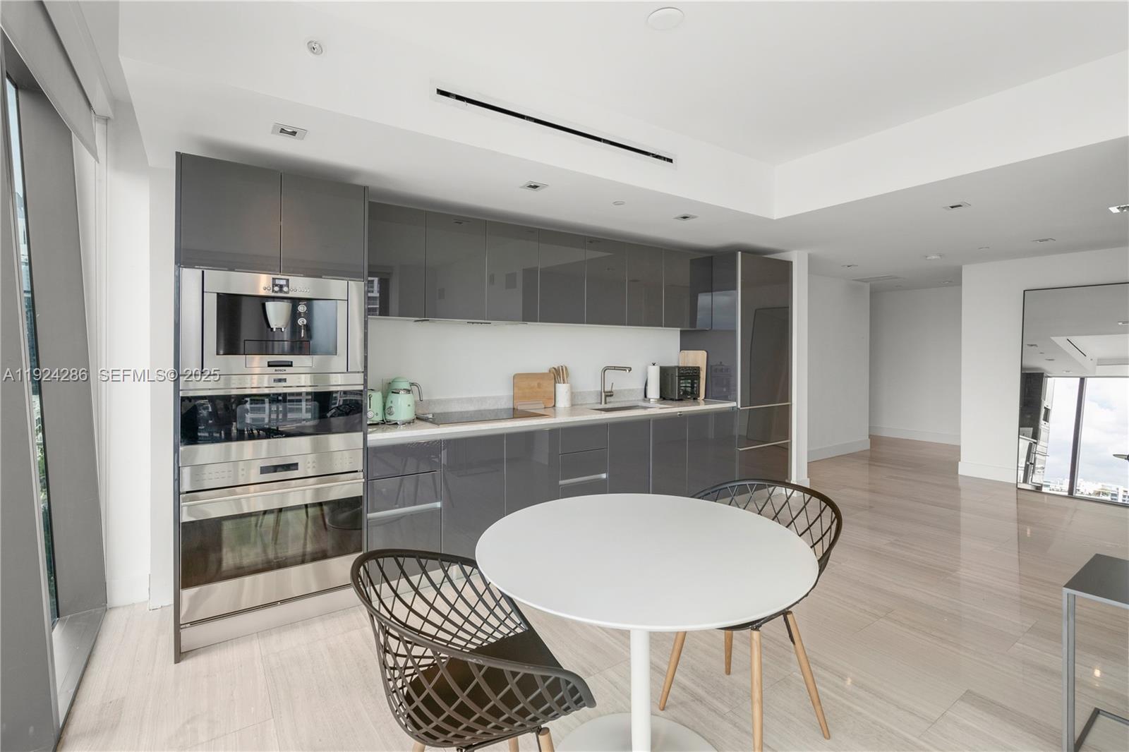 1451 Brickell Ave # 1204