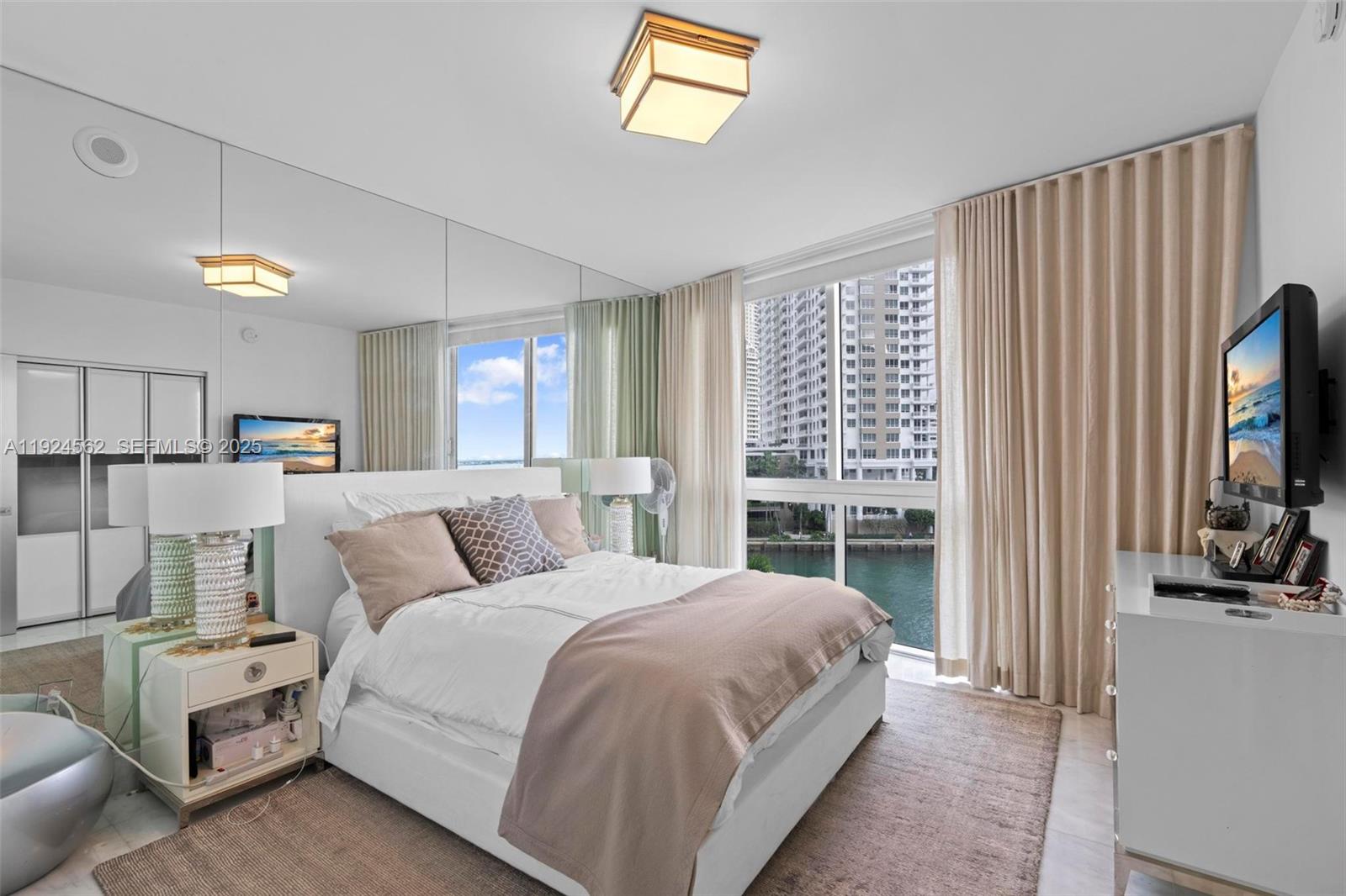 495 Brickell Ave # 501