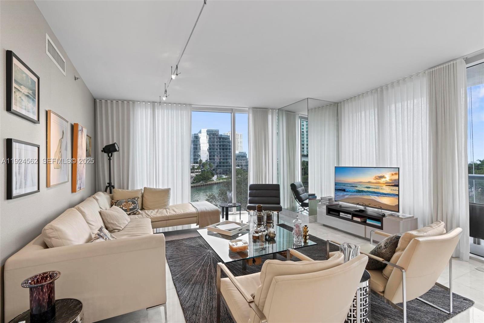 495 Brickell Ave # 501