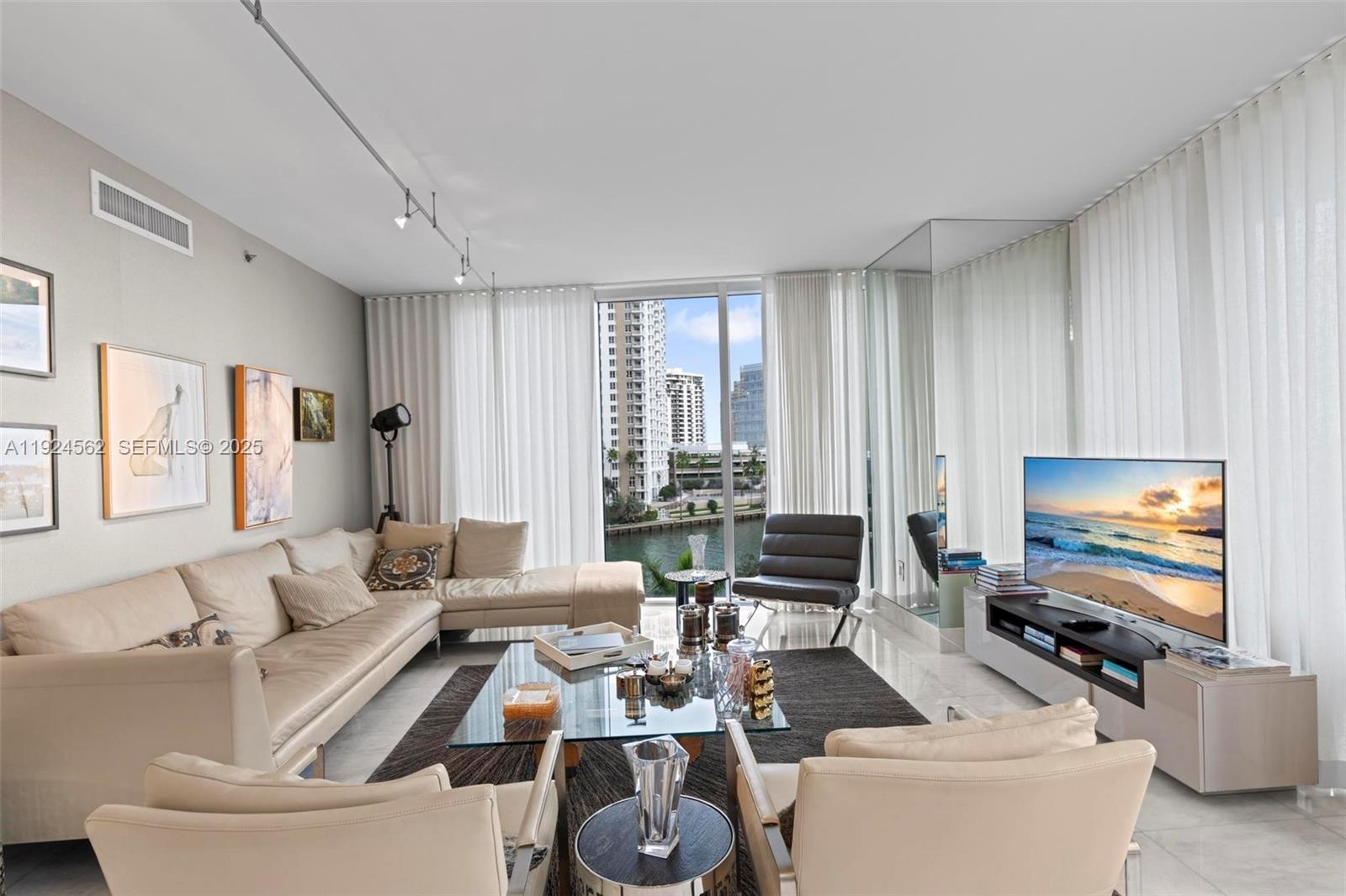 495 Brickell Ave # 501