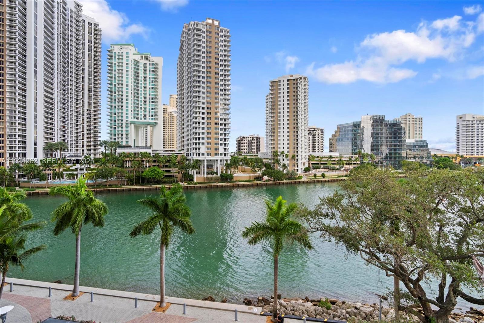 495 Brickell Ave # 501
