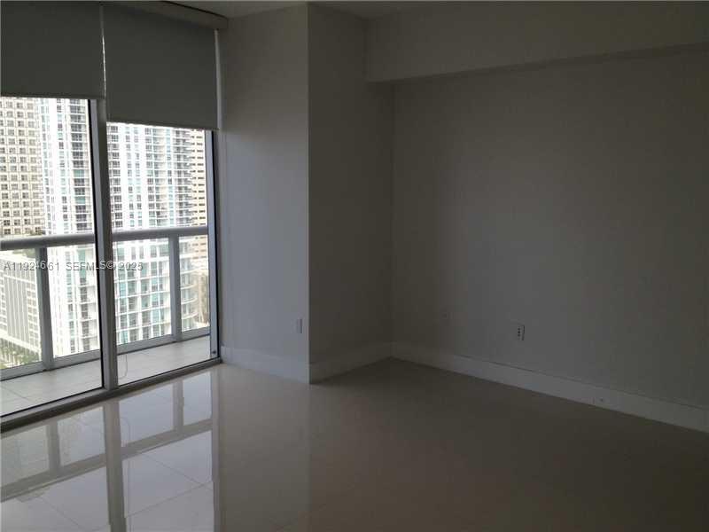 475 Brickell Ave # 2415